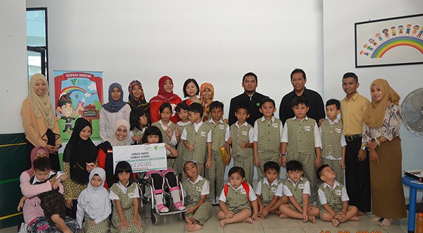 Sedekah Dongeng Dompet Dhuafa Sulsel dan Runiah School