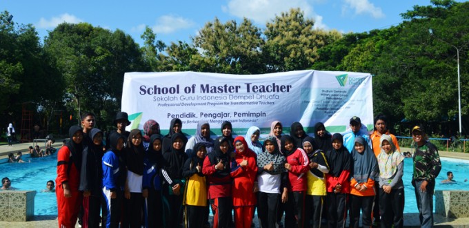 Peserta School of Master Teacher (SMT) Dilatih Militer