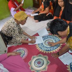 Bantu perekonomian dhuafa melalui program Social Trust Fund (STF)