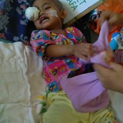 Salsakiyya Bocah Istimewa Berjuang Melawan Tumor Mata
