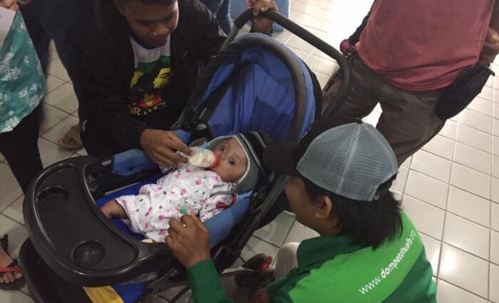 Bersama relawan bantu Transportasi dan Pendampingan Pasien dhuafa 3 Bersama relawan bantu Transportasi dan Pendampingan Pasien dhuafa 3