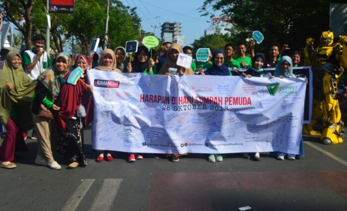 Dompet Dhuafa Sulsel gelar aksi peringatan Sumpah Pemuda Di Car Free Day