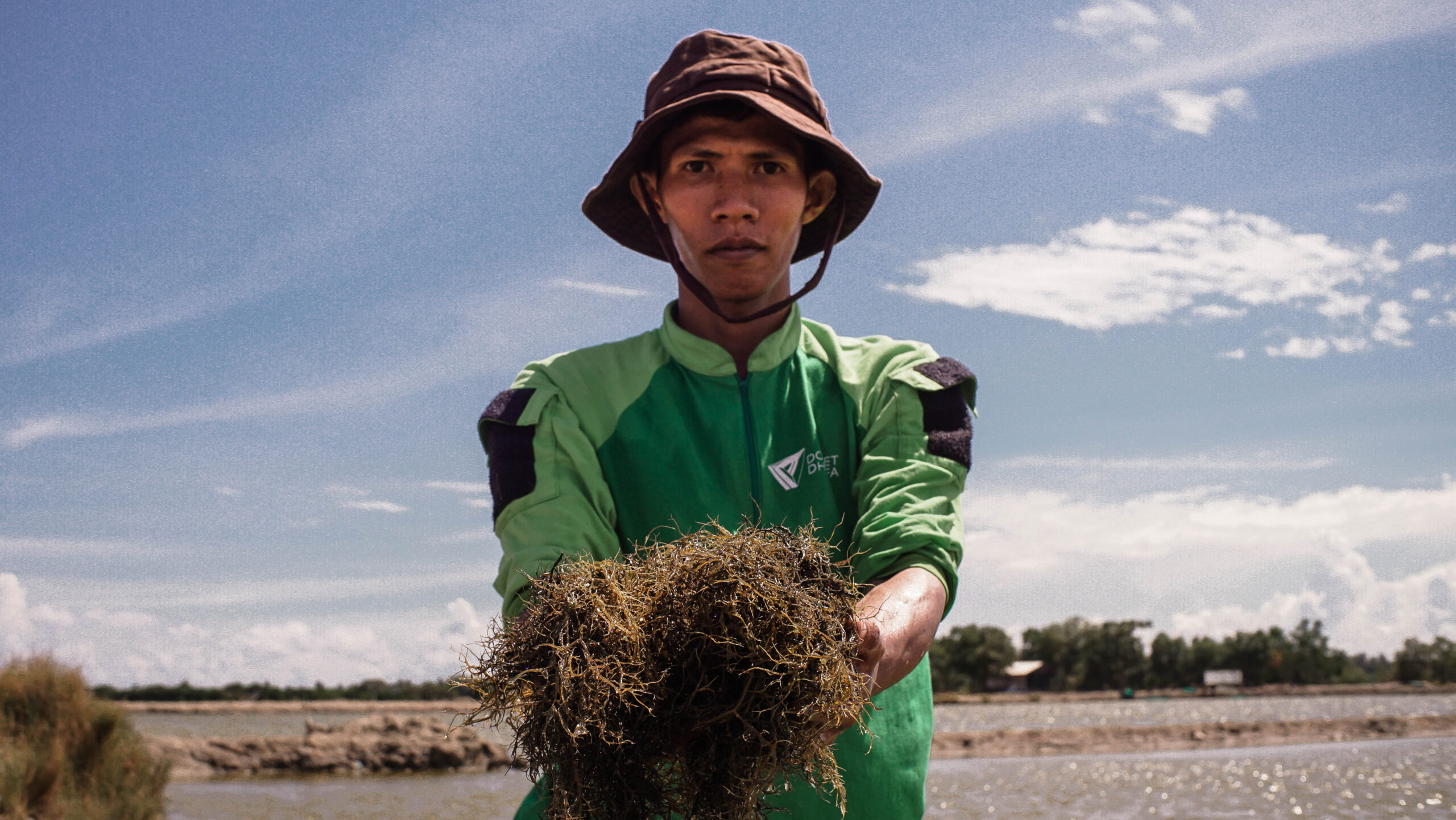 Petani Program Muda Berdaya Rumput Laut DD Sulsel Telah Melakukan Panen Perdana